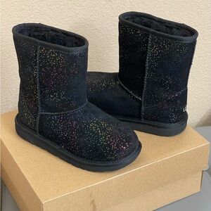 New! UGG Kids Classic II Shimmer SKY boots size 1